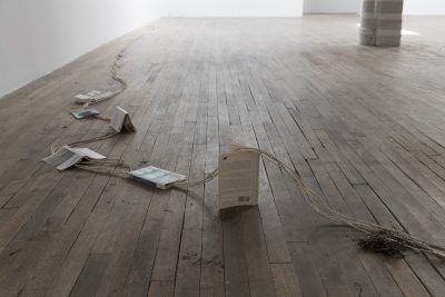 The Waves: Following the curve of the sentence